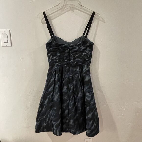 BCBGMaxAzria Silk Camo Mini Dress Size XXS Blue Tulle Pockets Winter Formal - Picture 9 of 16